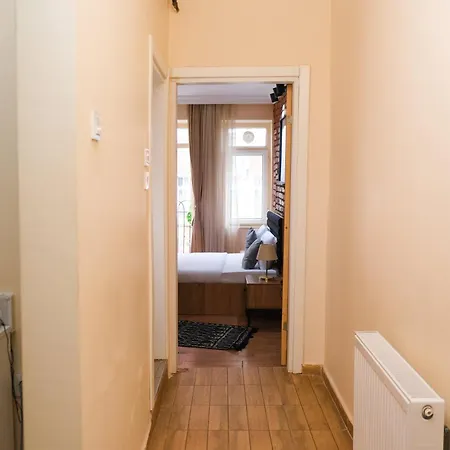 Taksim Nikea 80 Istanbul