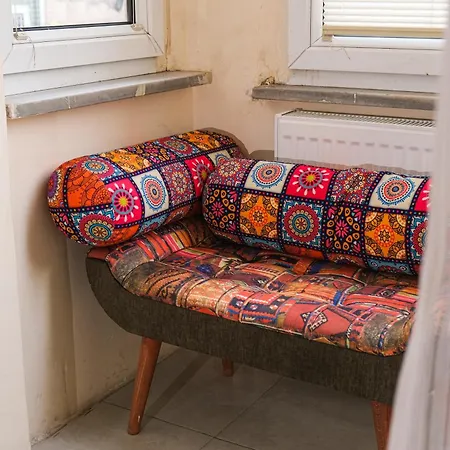 Hotel apartamentowy Taksim Nikea 80 *